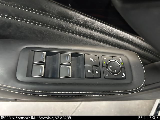 Used 2022 Lexus LS 500 w/ Interior Upgrade Package RWD image 19