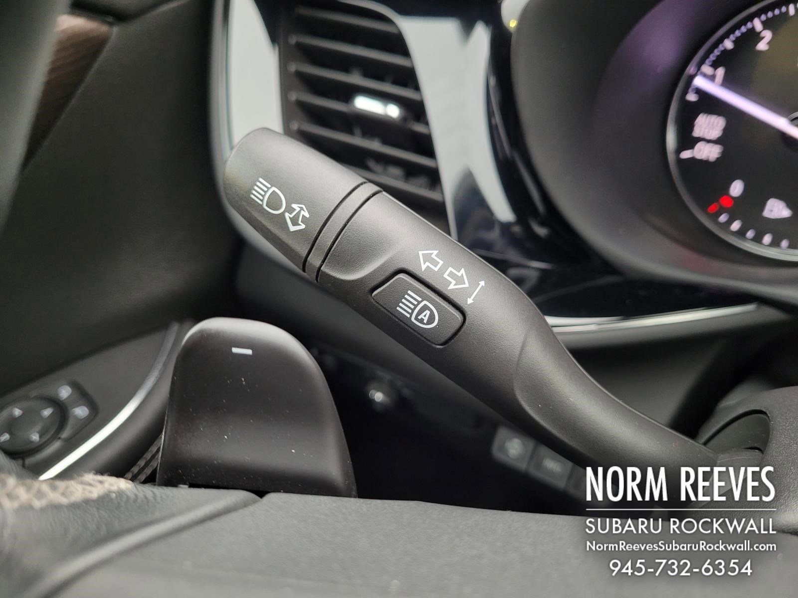 Used 2022 Buick Envision Avenir w/ Technology Package II image 33