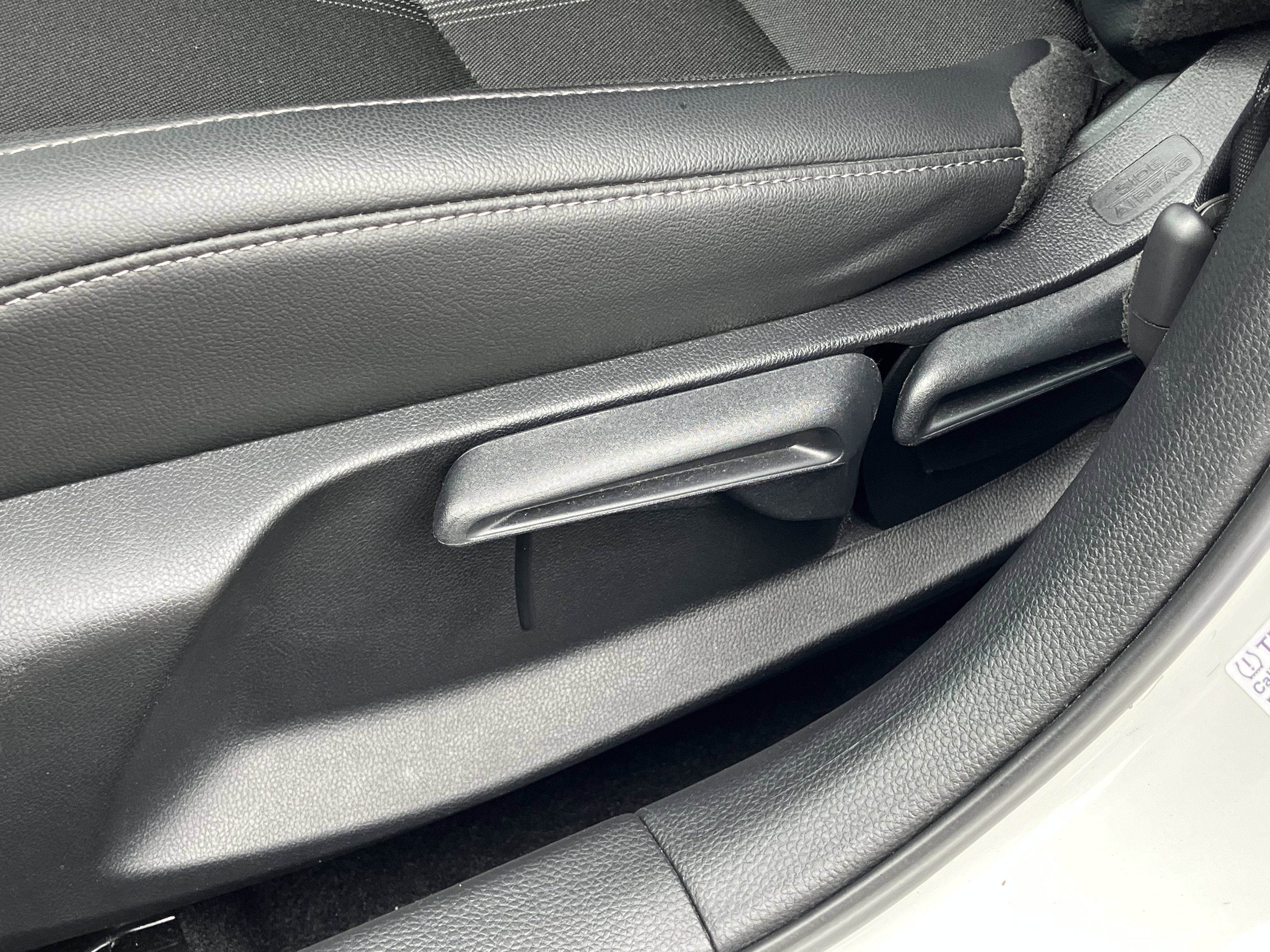 Used 2025 Honda Civic Sport image 17