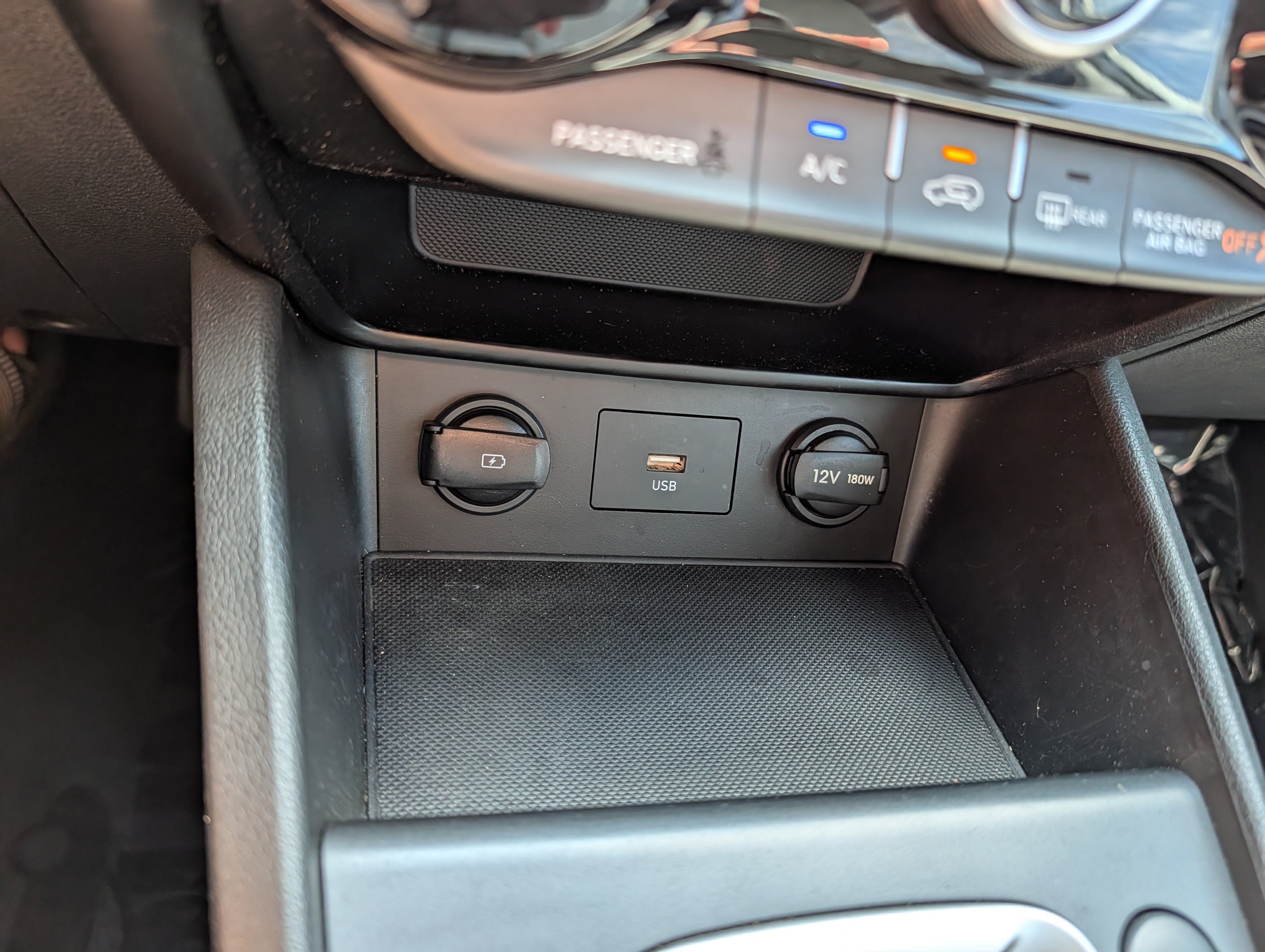 Used 2023 Hyundai Kona SEL w/ Cargo Package AWD/4WD image 30