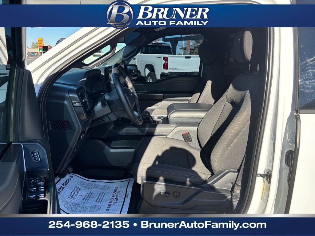 Used 2024 Ford F150 XLT w/ XLT Black Appearance Package image 12