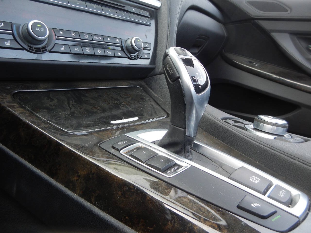 Used 2012 BMW 640i Convertible RWD image 34