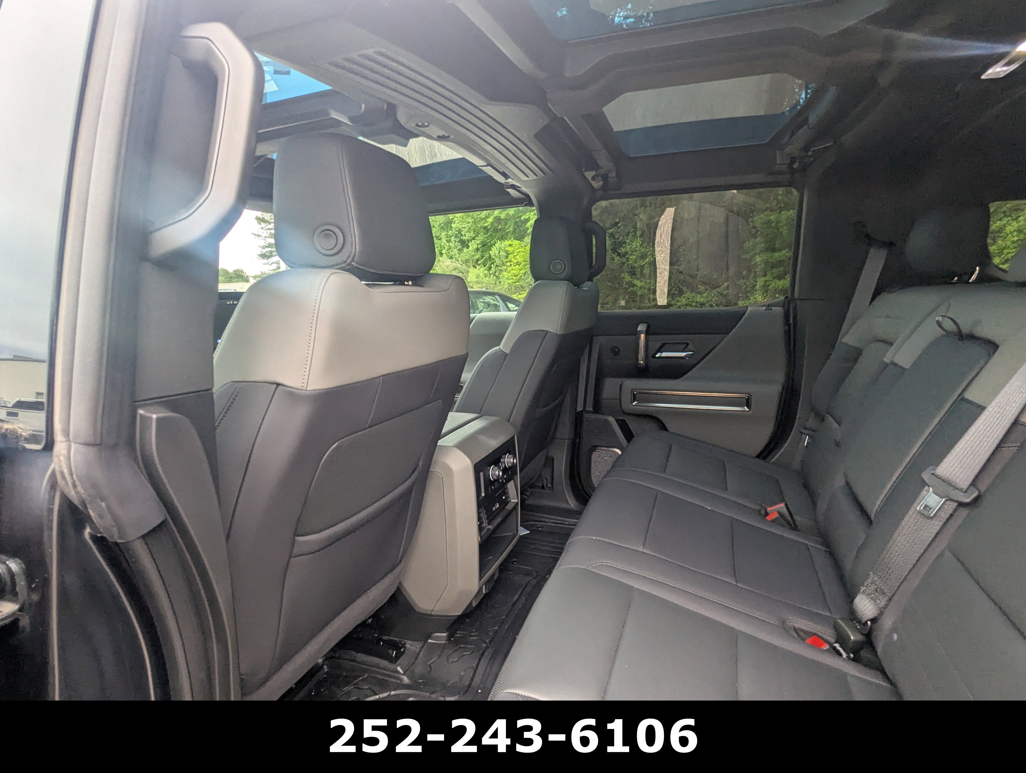 Used 2025 GMC Hummer EV 3X AWD/4WD image 11