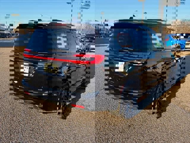 New 2026 Chrysler Pacifica Select w/ S Appearance Package image 30