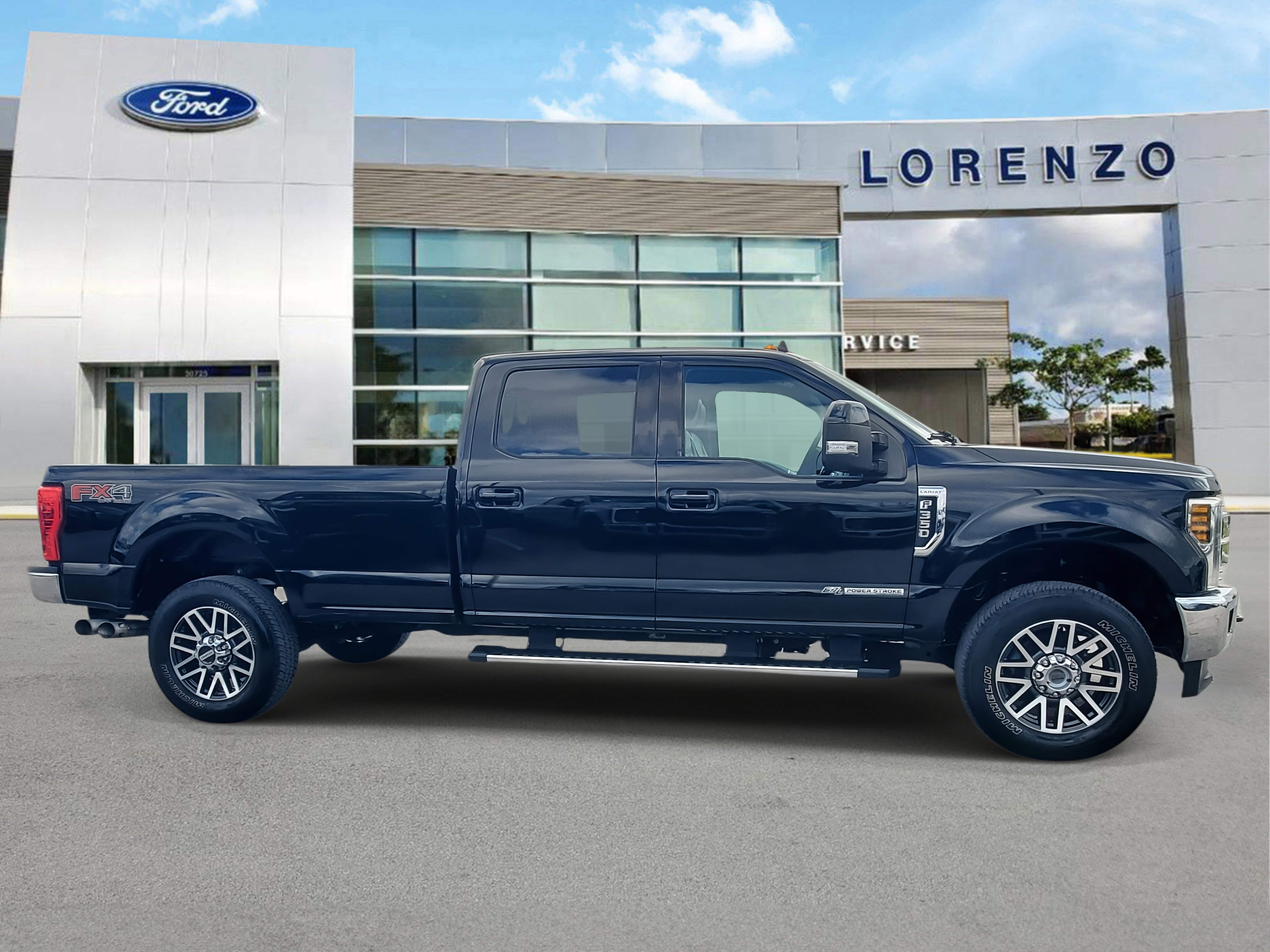 Used 2019 Ford F350 Lariat w/ Lariat Value Package image 4