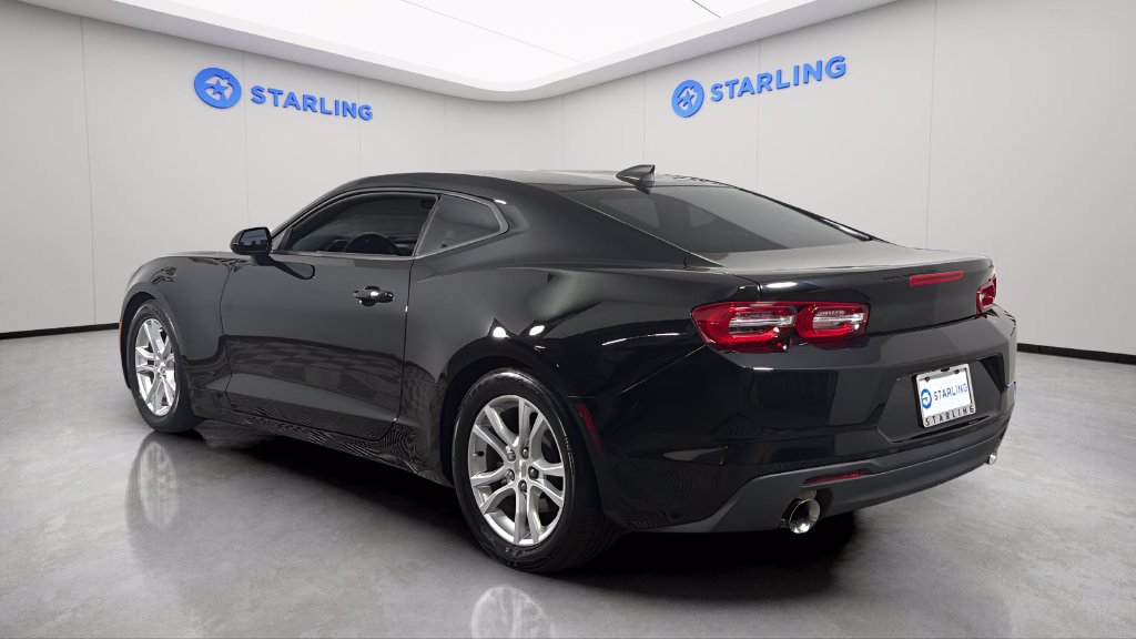 Used 2020 Chevrolet Camaro LS RWD image 5