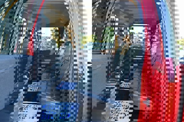 Used 2024 Ford F350 Lariat w/ Chrome Package image 25