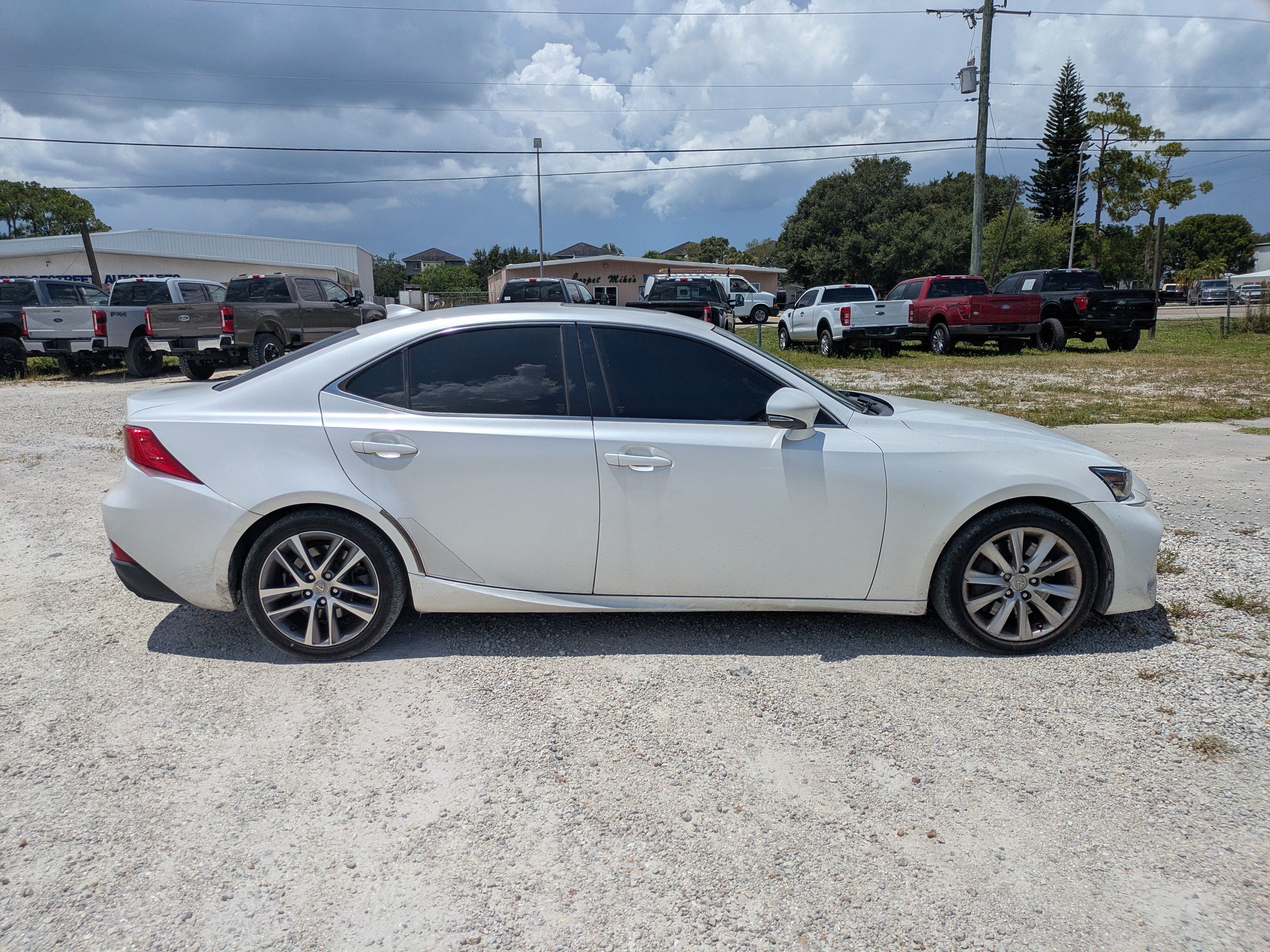 Used 2018 Lexus IS 300 w/ Accessory Package 2 RWD image 3