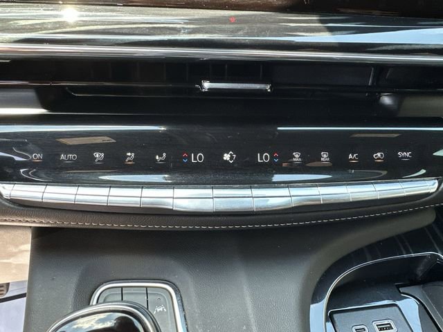 Certified 2024 Cadillac Escalade Sport w/ LPO, ONYX Package image 27