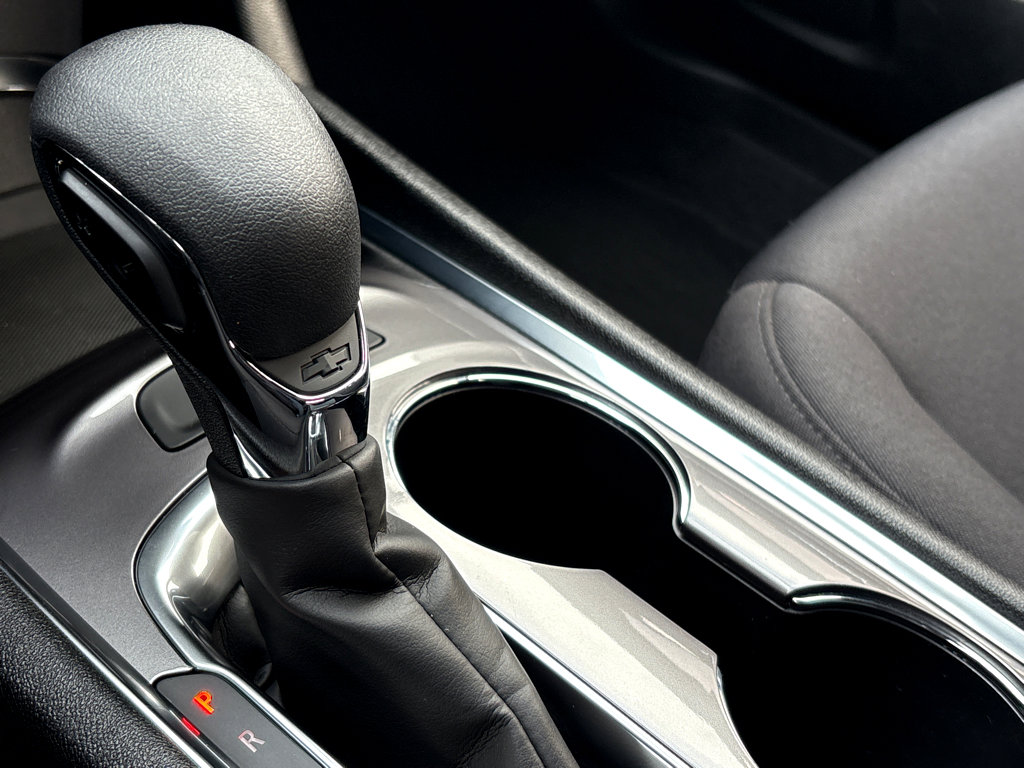 Used 2022 Chevrolet Malibu LT image 17