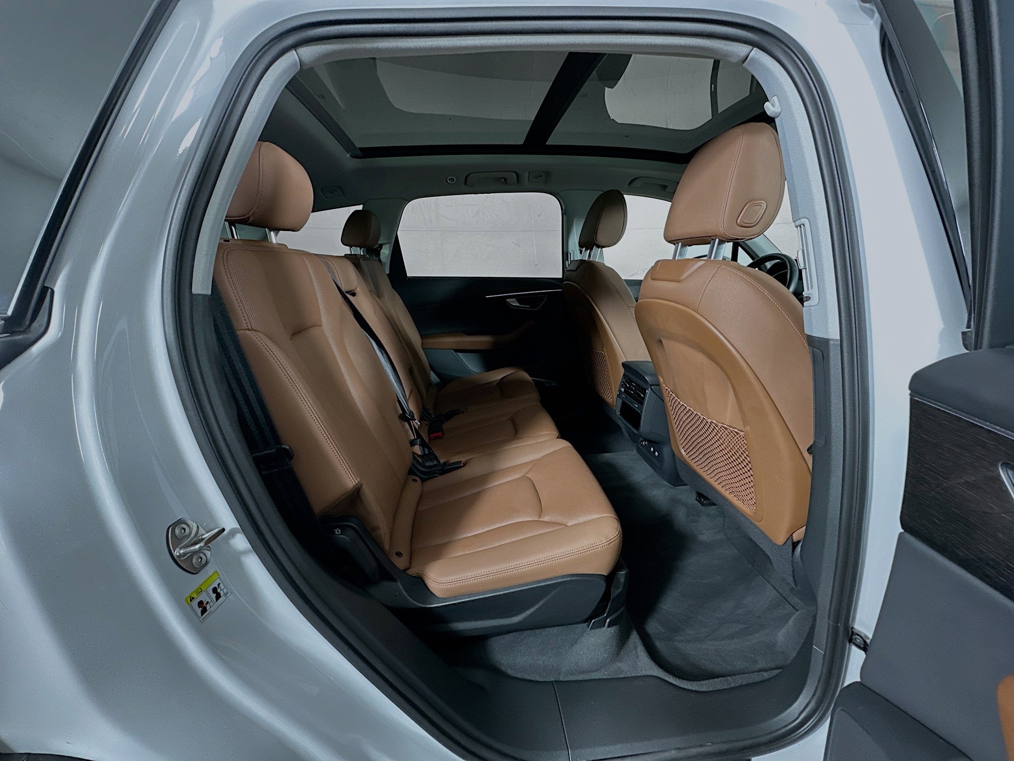 Used 2020 Audi Q7 3.0T Prestige image 29