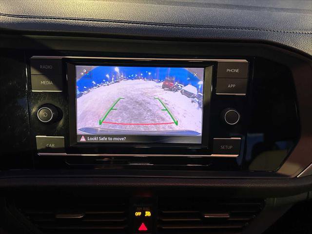 Used 2019 Volkswagen Jetta R-Line w/ R-Line Cold Weather Package image 28