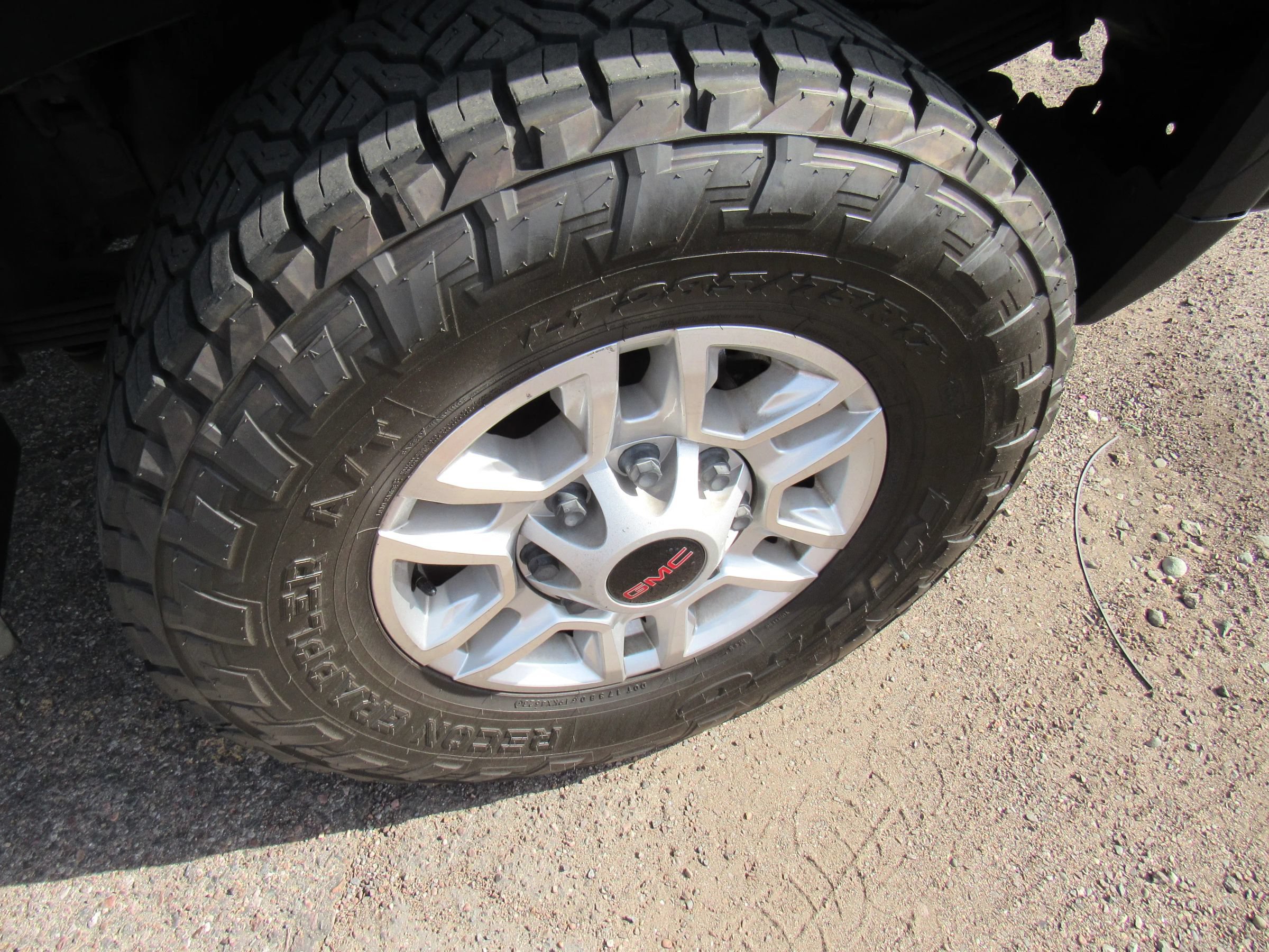 Used 2023 GMC Sierra 2500 SLE AWD/4WD image 20