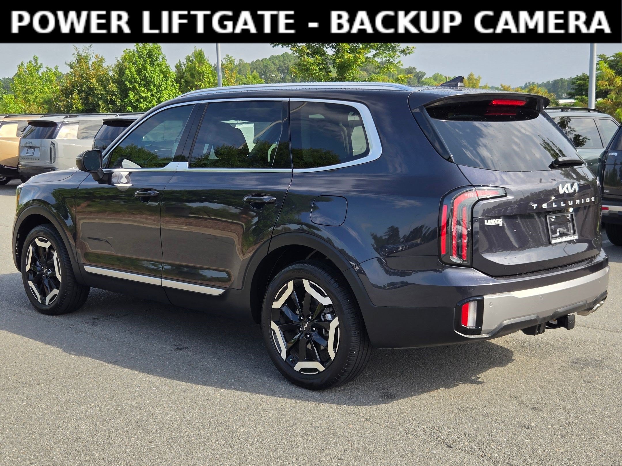 Used 2025 Kia Telluride EX w/ EX Captain's Chair Package FWD image 5