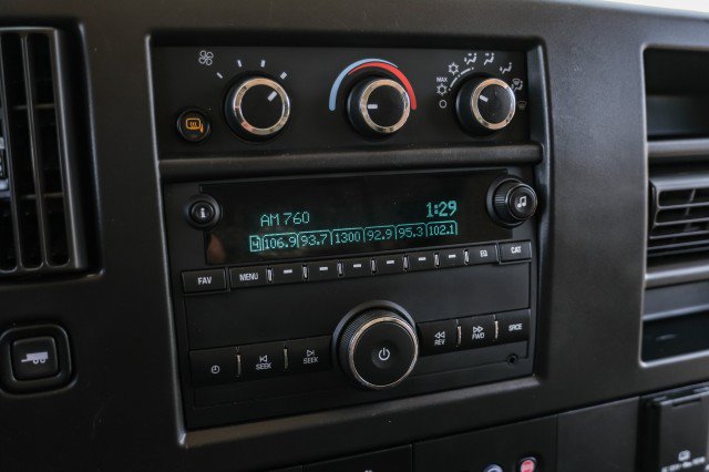 Used 2021 Chevrolet Express 2500 w/ Enhanced Convenience Package RWD image 27