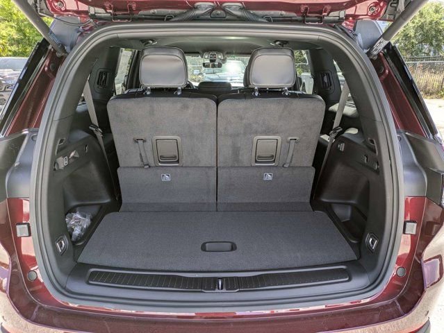 New 2026 Jeep Grand Cherokee L 4WD image 12