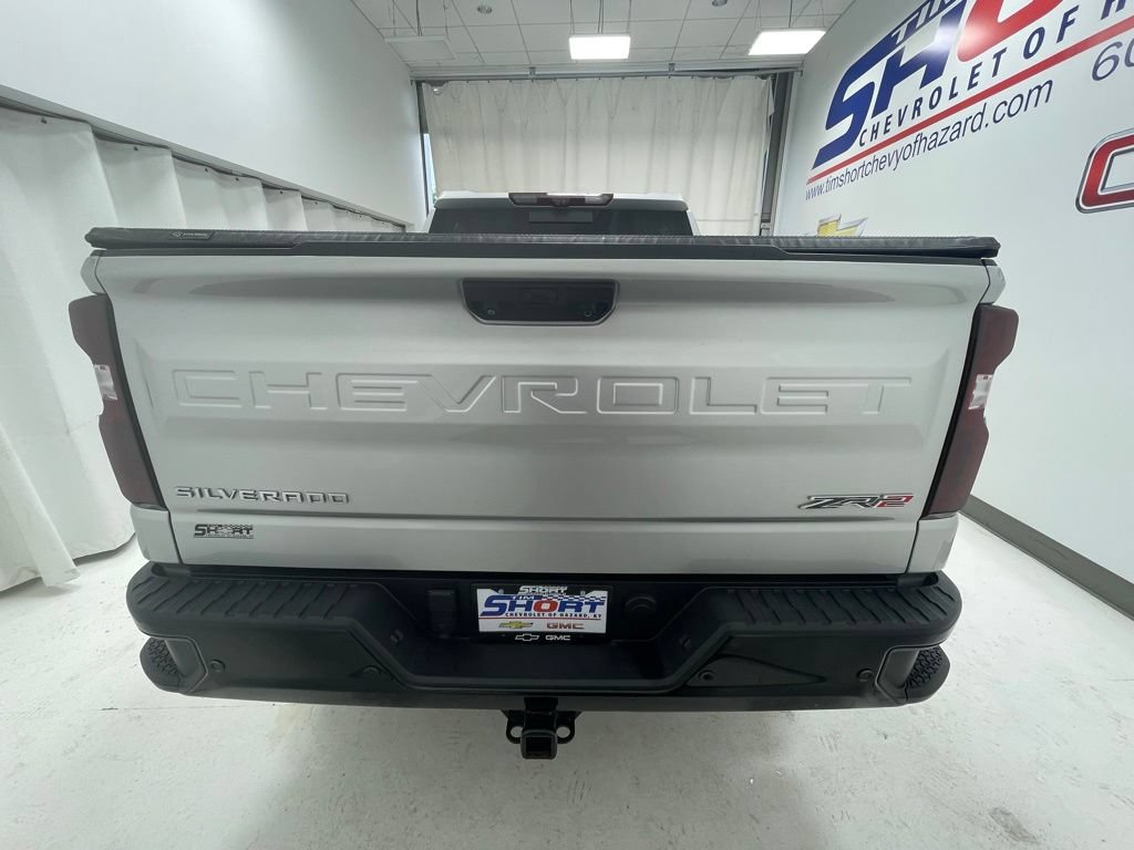 Used 2022 Chevrolet Silverado 1500 ZR2 w/ Technology Package AWD/4WD image 4