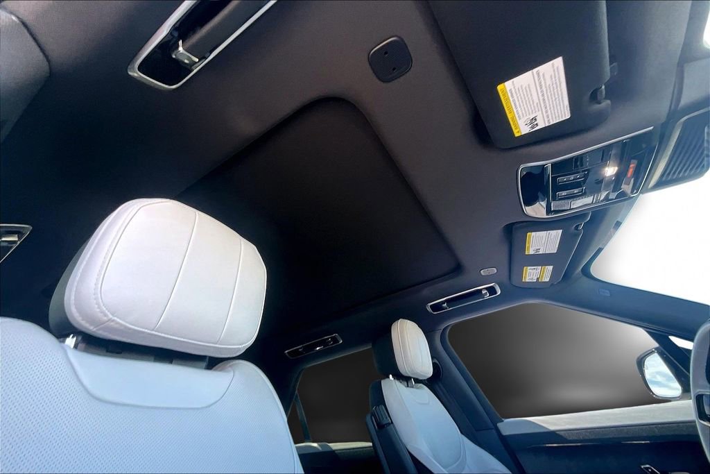 Used 2024 Land Rover Range Rover Sport Dynamic SE image 17