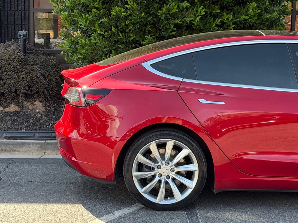 Used 2020 Tesla Model 3 Standard Range RWD image 22