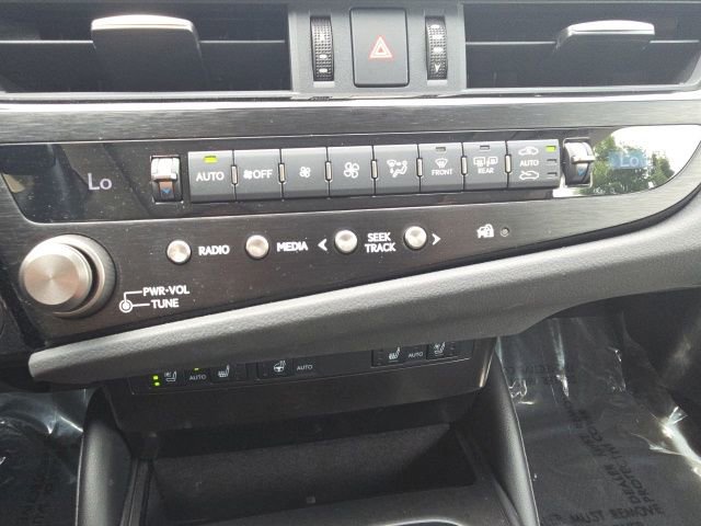 Certified 2024 Lexus ES 350 w/ Premium Package FWD image 25