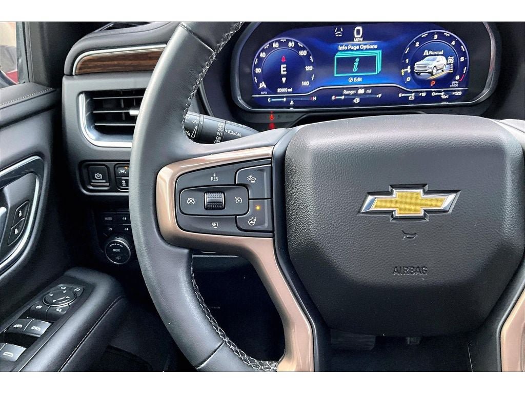 Used 2024 Chevrolet Suburban High Country AWD/4WD image 21
