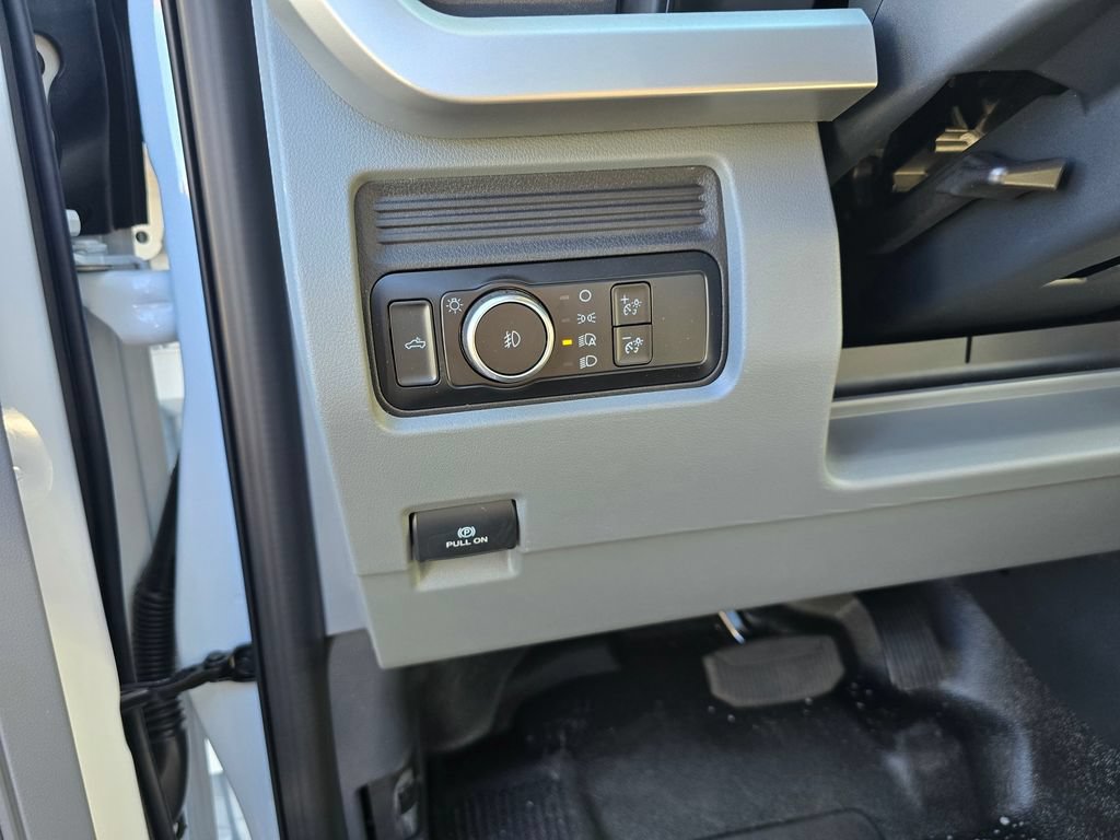 New 2025 Ford F350 XL w/ XL Chrome Package AWD/4WD image 5
