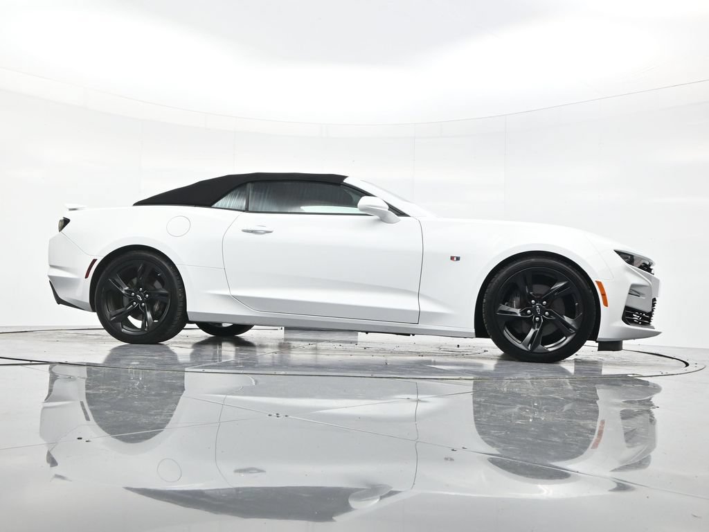 Used 2020 Chevrolet Camaro SS RWD image 40