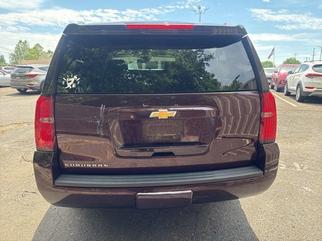 Used 2017 Chevrolet Suburban LT AWD/4WD image 7