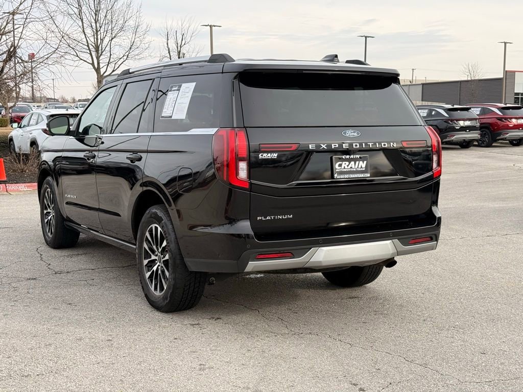 Used 2025 Ford Expedition Platinum image 5