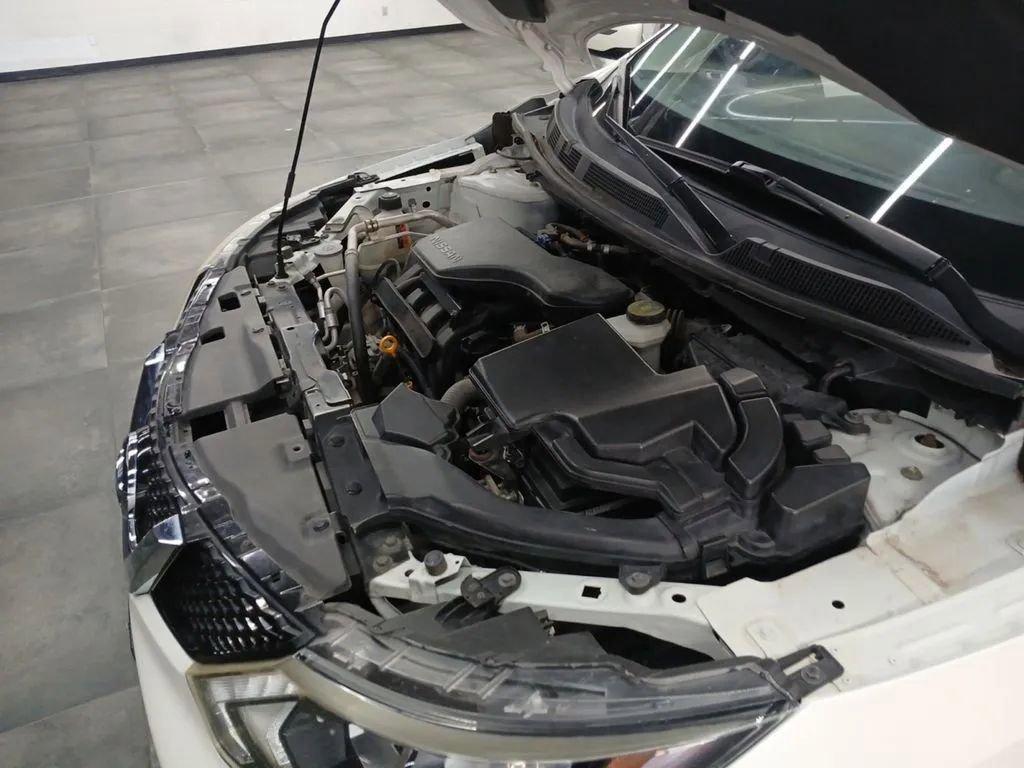 Used 2018 Nissan Rogue Sport SL FWD image 26