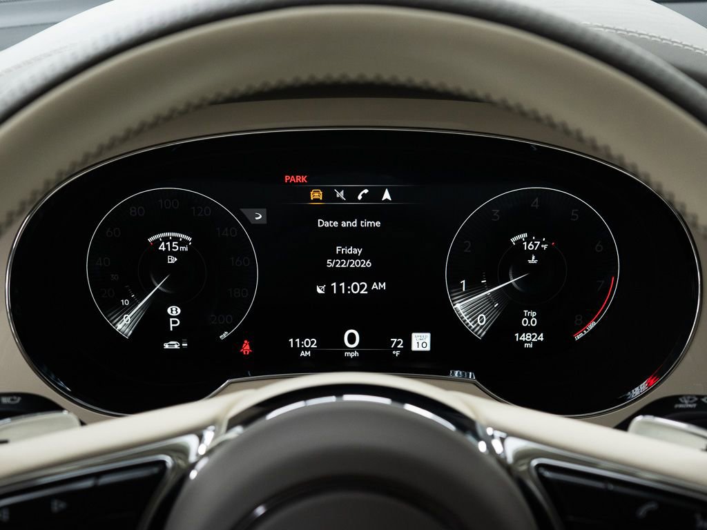 Certified 2023 Bentley Bentayga Extended Wheelbase AWD/4WD image 39