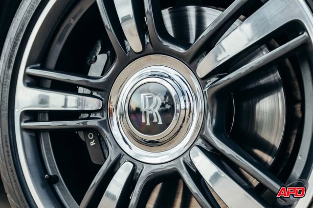 Used 2015 Rolls-Royce Wraith RWD image 5