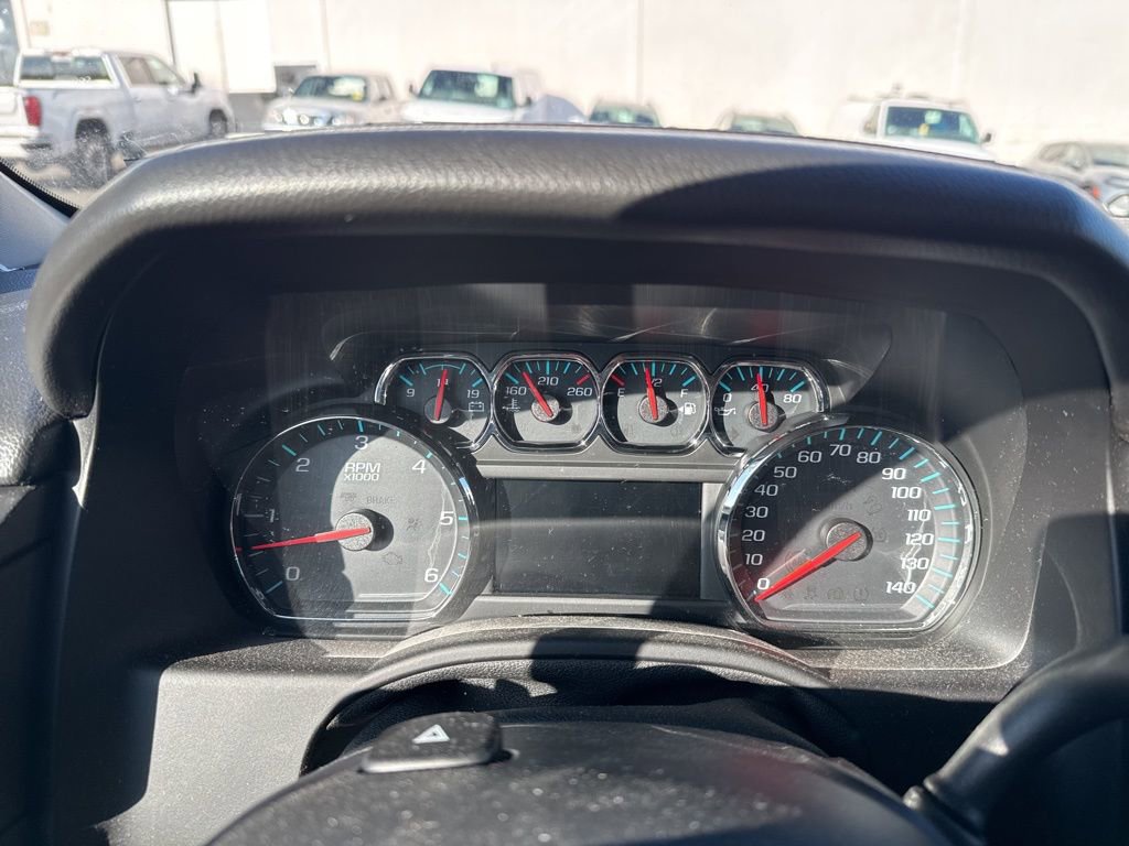 Used 2015 Chevrolet Suburban LT image 7