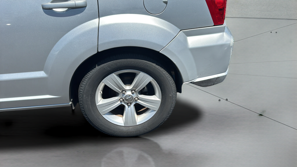 Used 2012 Dodge Caliber SXT FWD image 34