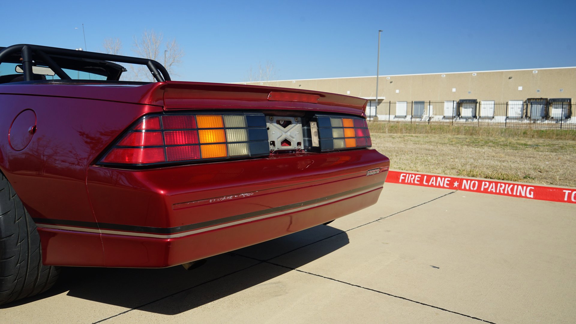 Used 1990 Chevrolet Camaro IROC-Z RWD image 28