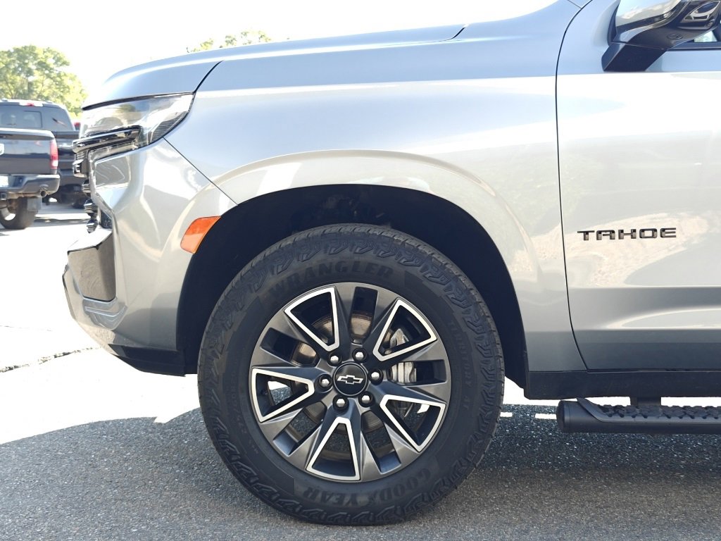 Used 2023 Chevrolet Tahoe Z71 w/ Luxury Package image 35