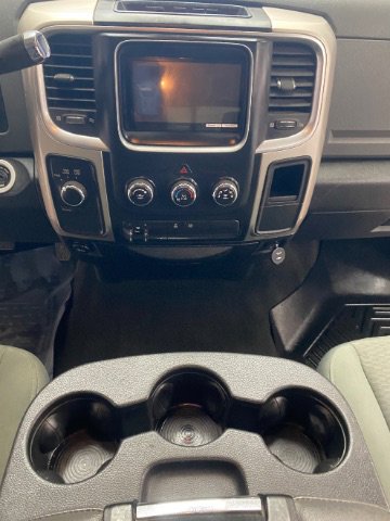 Used 2017 RAM 2500 SLT image 17