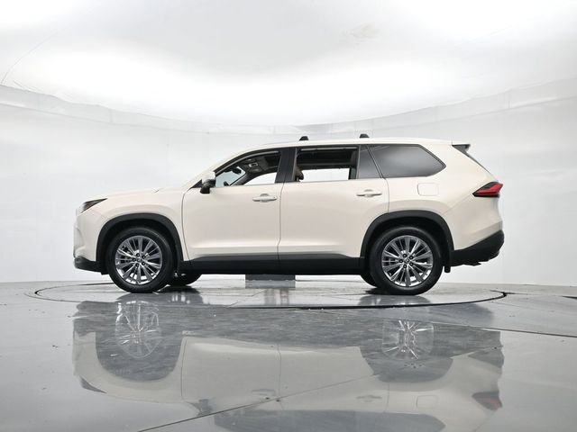 Used 2024 Toyota Grand Highlander Platinum image 41