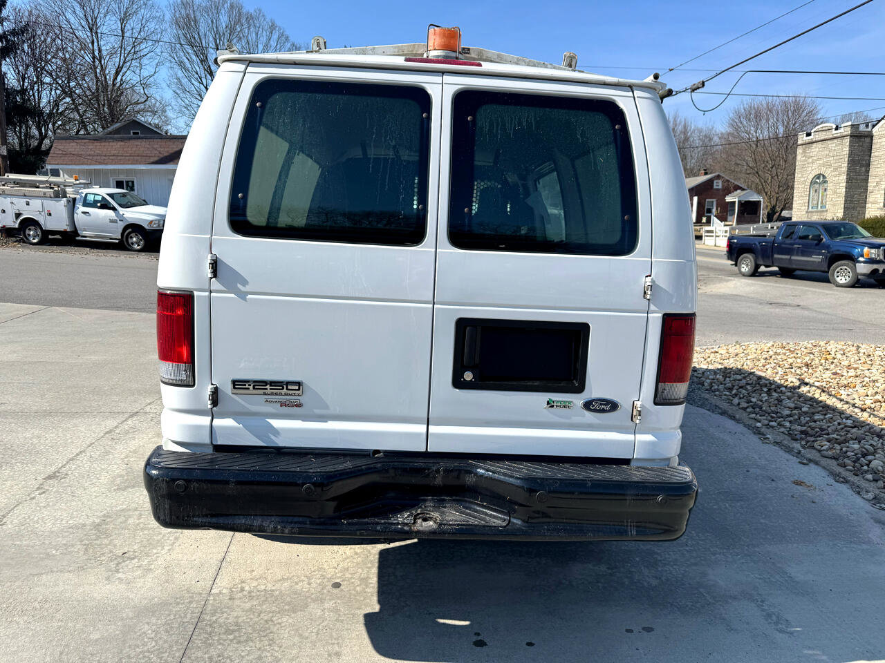 Used 2012 Ford E-250 and Econoline 250 w/ Insulation Pkg RWD image 4