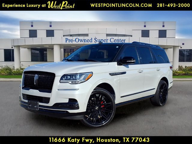 Certified 2023 Lincoln Navigator Reserve RWD image 1