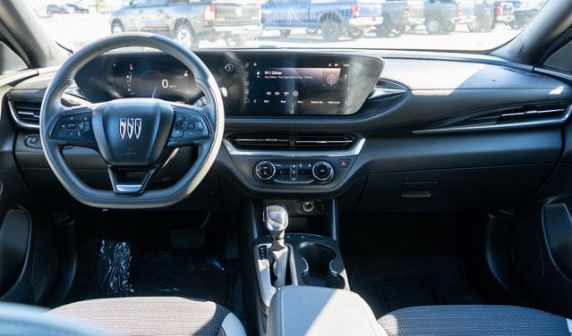 Used 2024 Buick Envista Preferred image 14