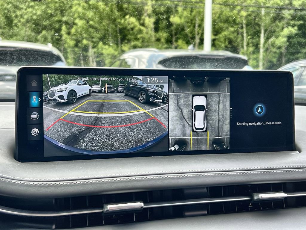 Used 2025 Genesis GV70 3.5T Sport w/ Sport Advanced Package image 17