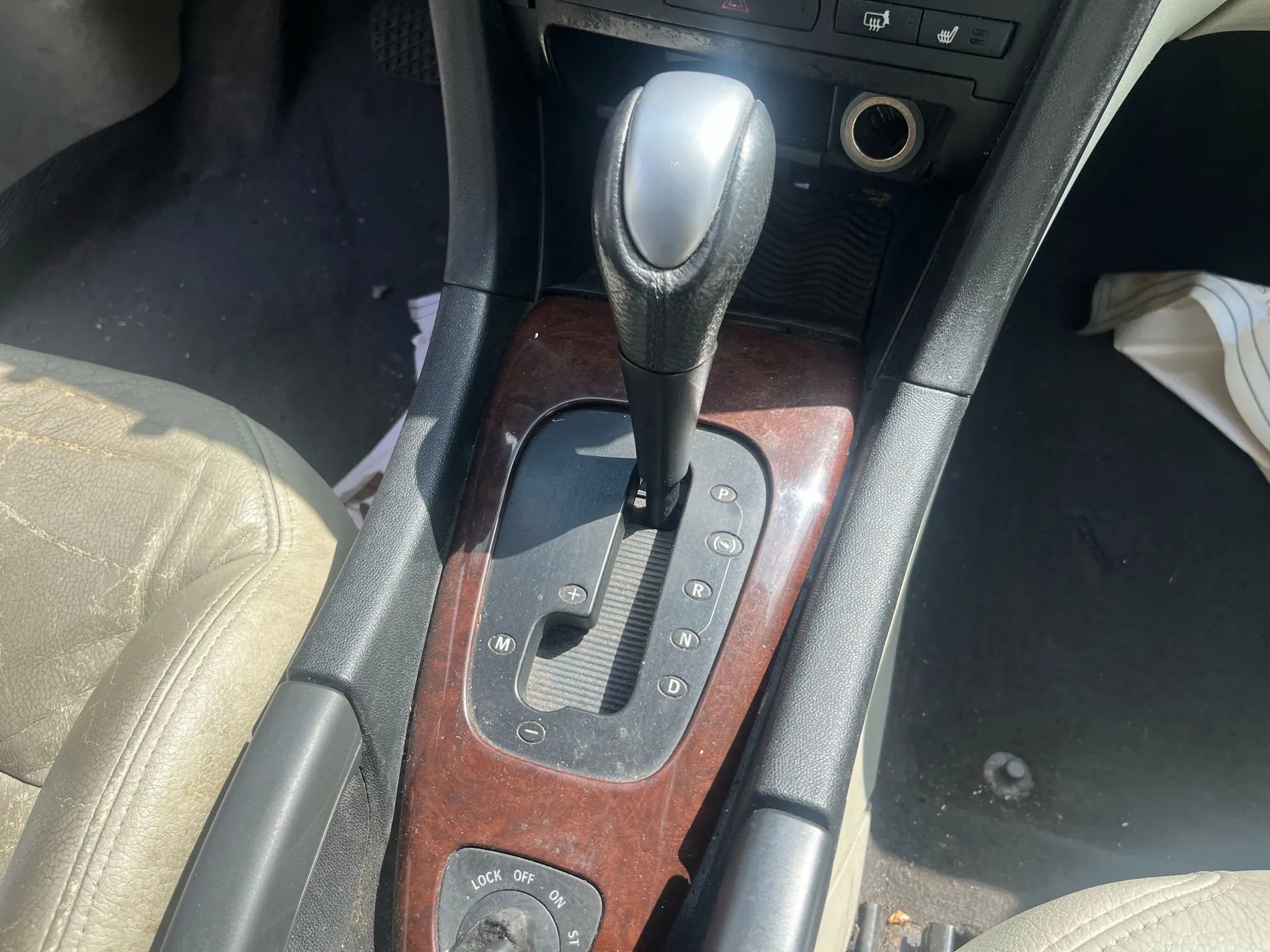 Used 2011 Saab 9-3 2.0T w/ Comfort Package image 16