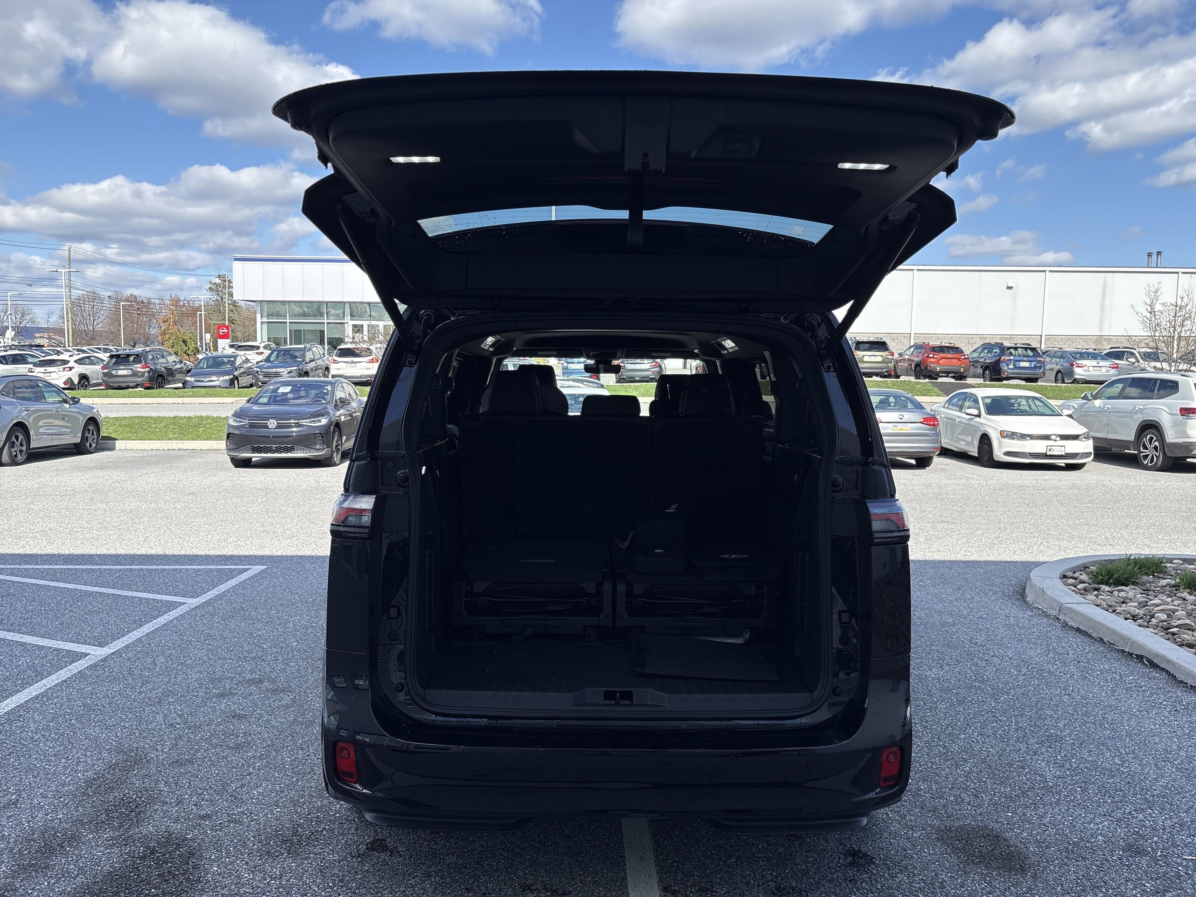 New 2025 Volkswagen ID. Buzz Pro S image 11