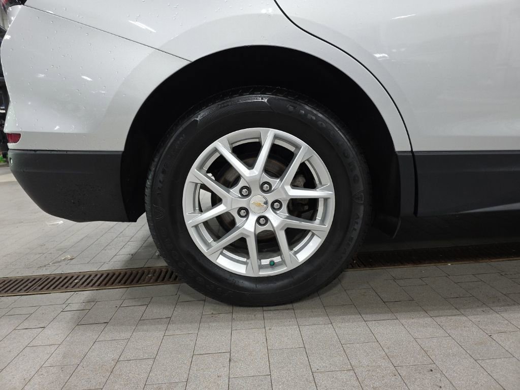 Used 2022 Chevrolet Equinox LT FWD image 19