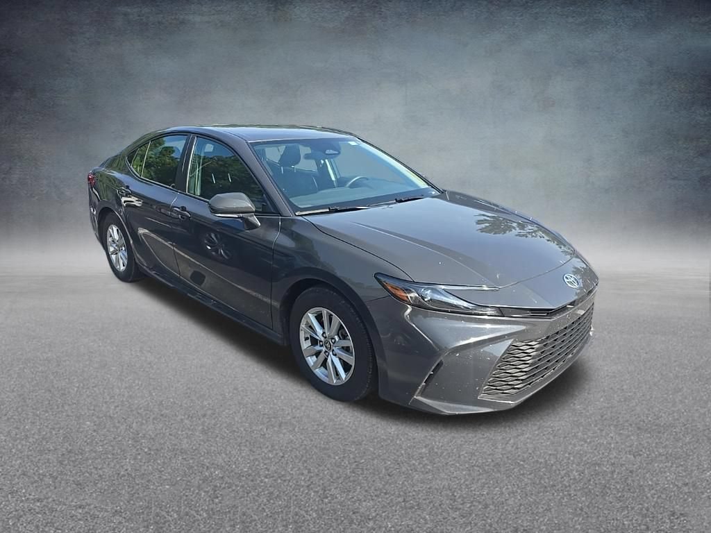 Used 2025 Toyota Camry LE FWD image 3