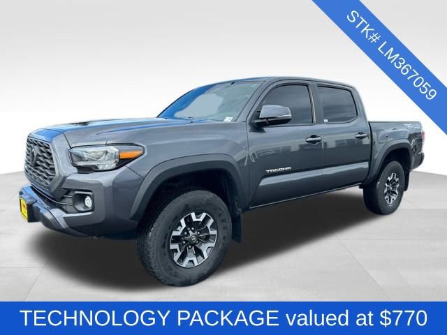 Used 2020 Toyota Tacoma TRD Off-Road w/ Technology Package image 3