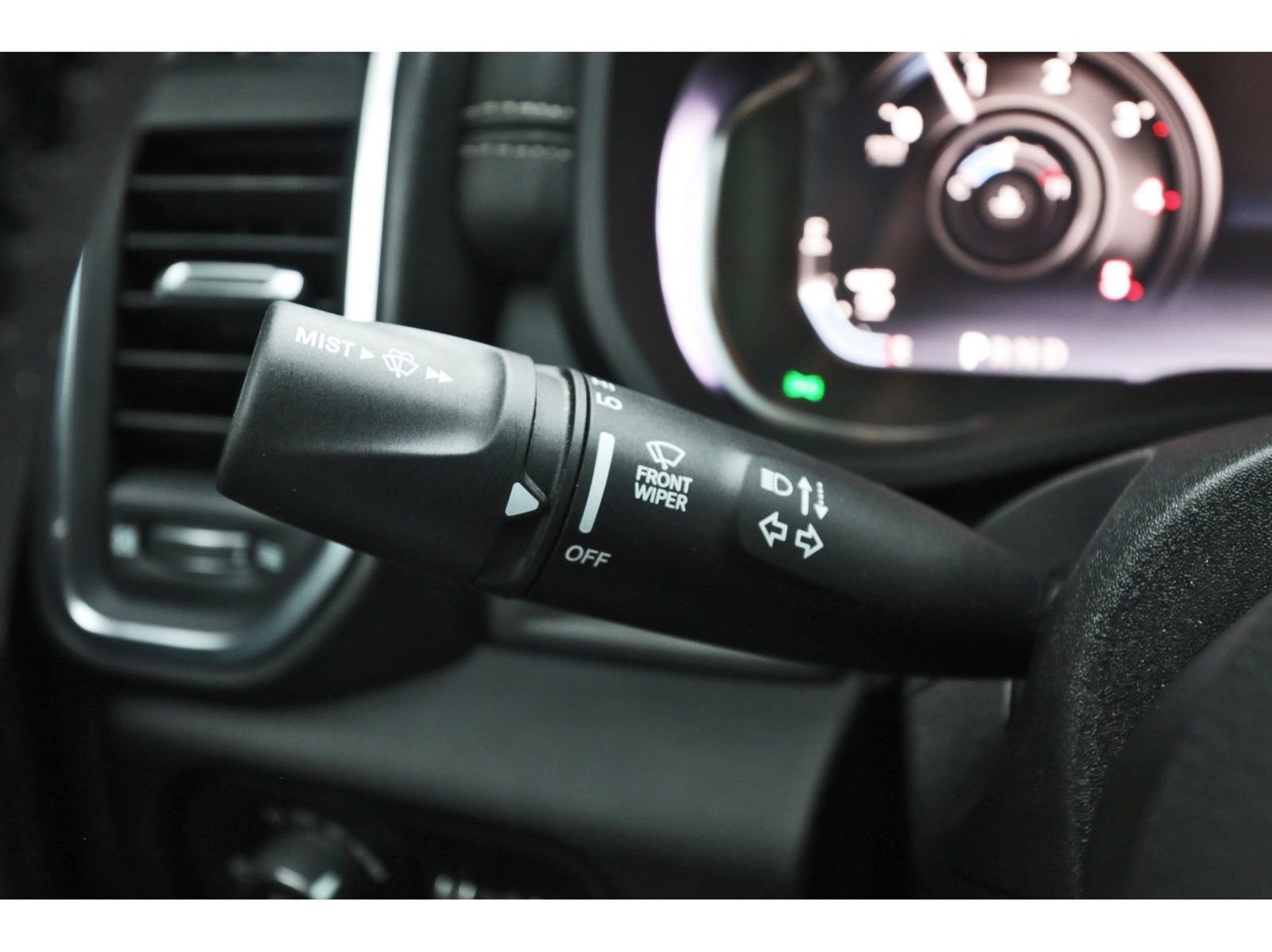 Used 2025 RAM 3500 Laramie AWD/4WD image 19