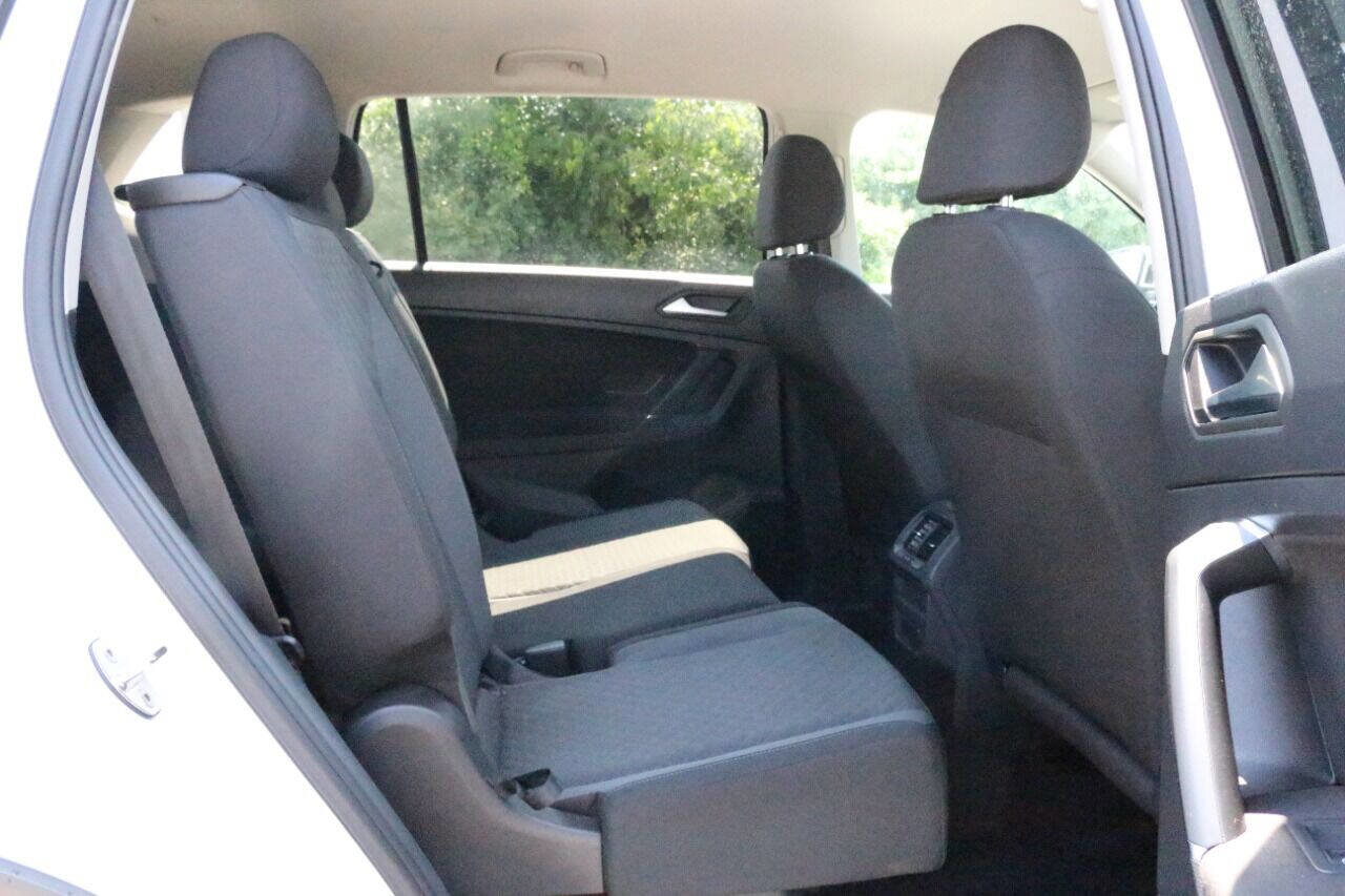 Used 2020 Volkswagen Tiguan S image 15