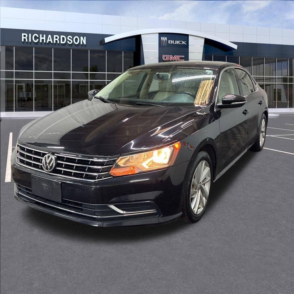 Used 2018 Volkswagen Passat 2.0T SE FWD image 1